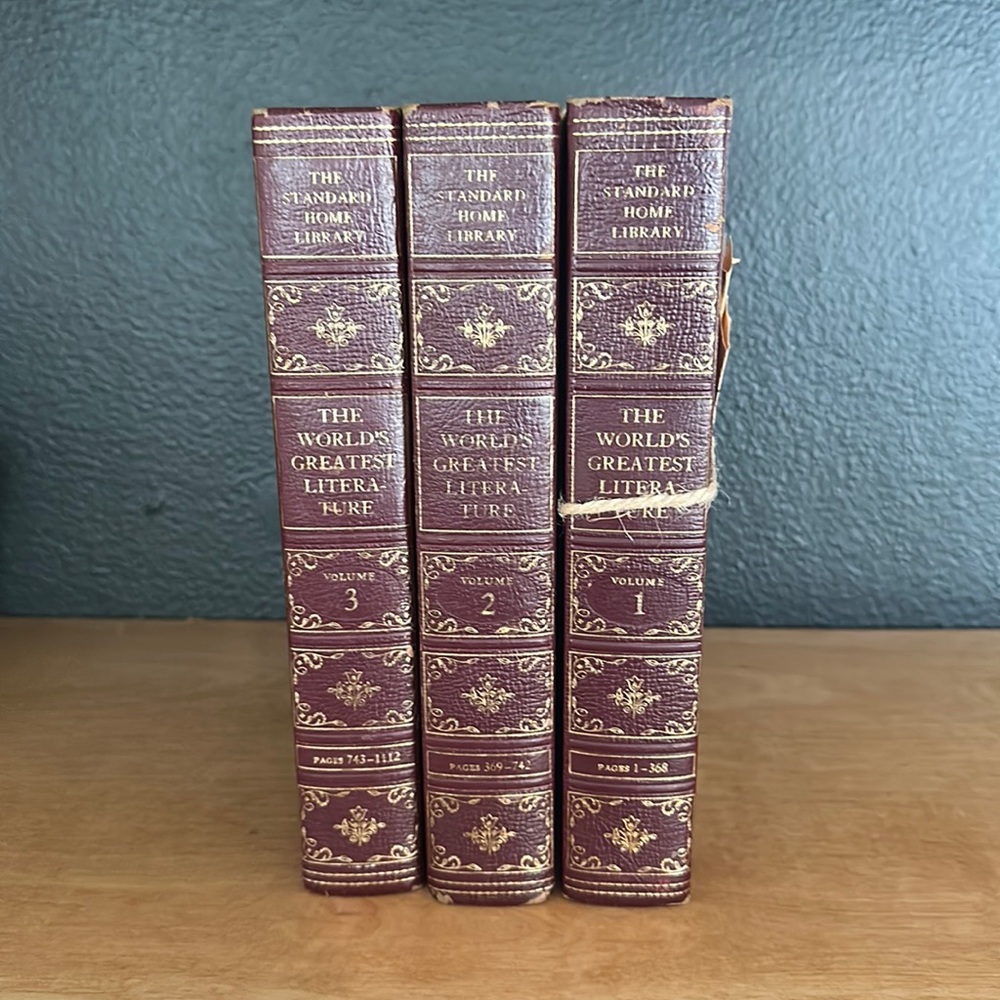 📚The World’s Greatest Literature Vintage / Antique Books for Decor and Weddings